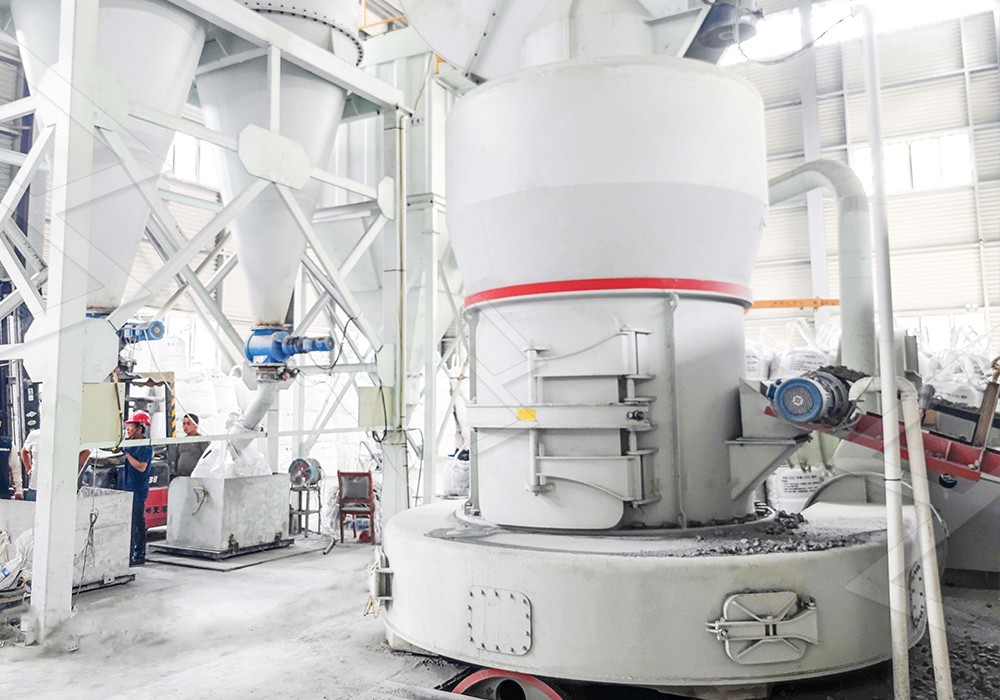 L400 Stone Grinding Machine in operation
