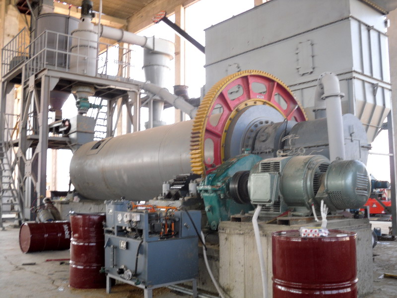 Manganese ore grinding process